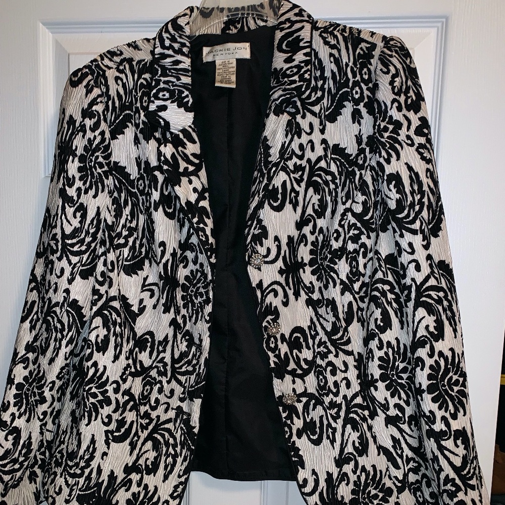 Black & White Dressy Blazer / Jacket
